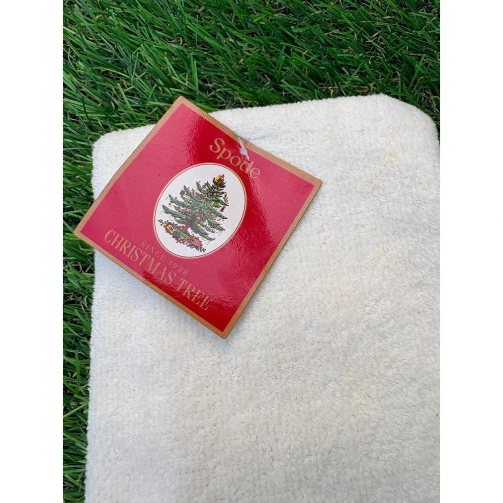 Spode Christmas Tree 4 Piece‎ Set 2 Bath Towels 1 Hand Towel 1 Oven Mitt Green
